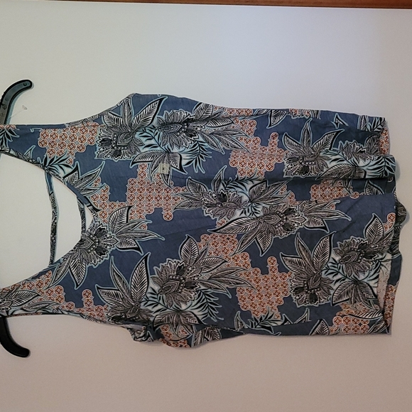 NWOT Loft top - Picture 1 of 4